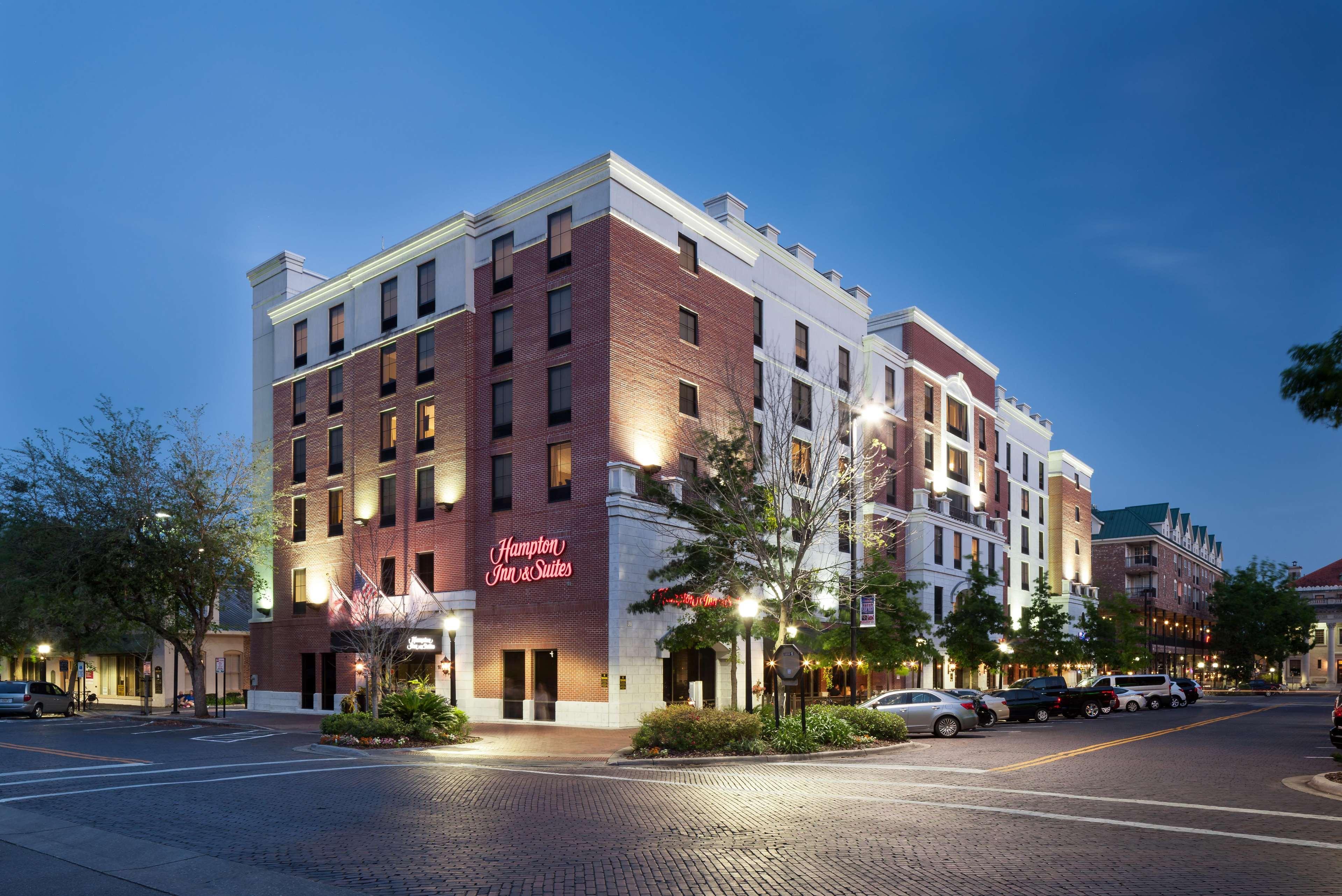 Hampton Inn & Suites Gainesville Downtown Экстерьер фото