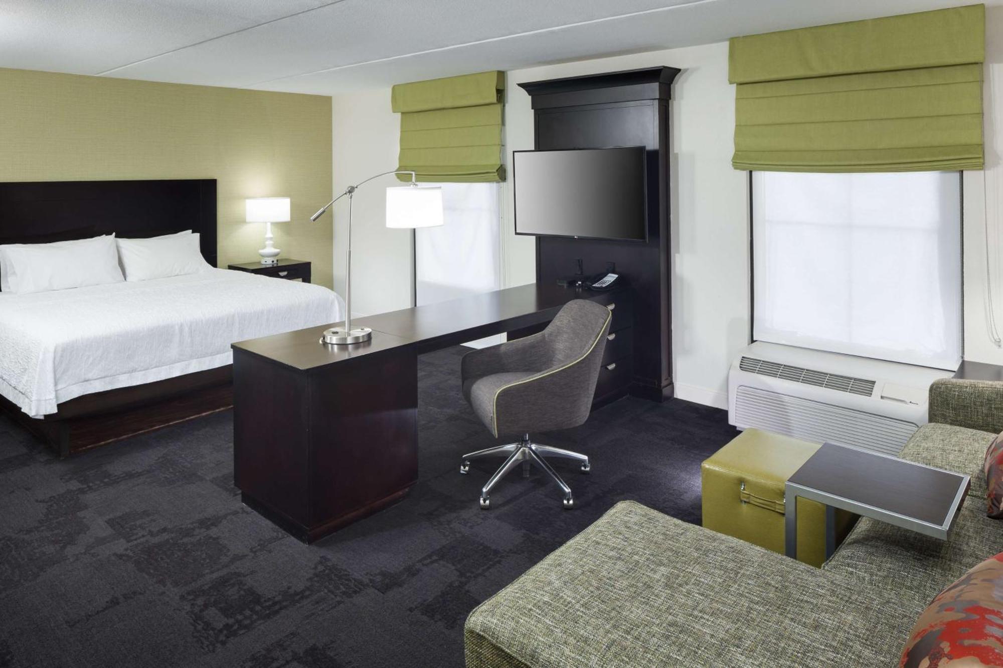 Hampton Inn & Suites Gainesville Downtown Экстерьер фото