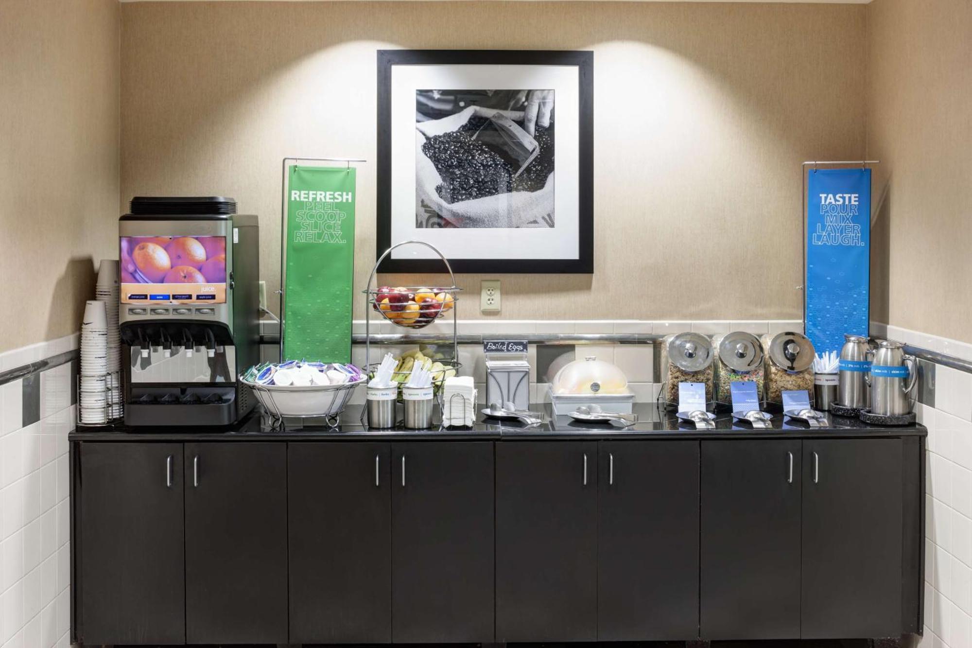 Hampton Inn & Suites Gainesville Downtown Экстерьер фото