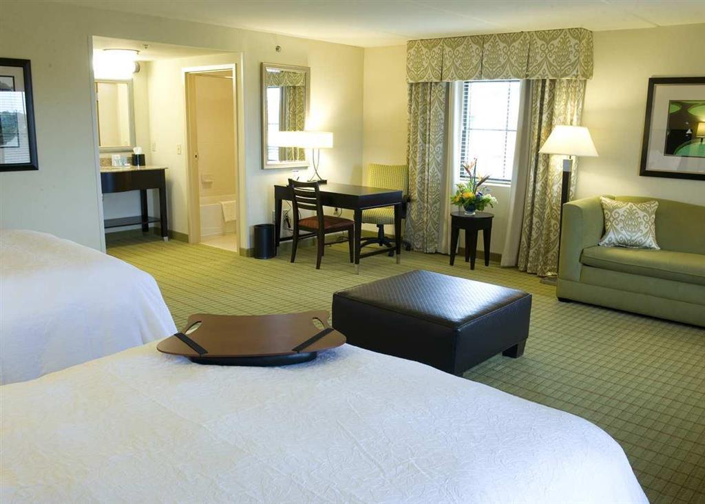 Hampton Inn & Suites Gainesville Downtown Номер фото